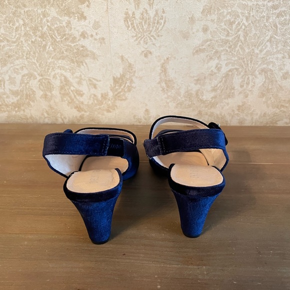 BNWT Chelsea Crew peep toe heels - Picture 5 of 6